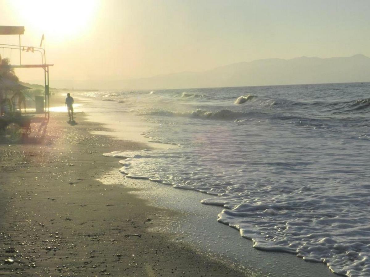 Evangelos Apartments Platanias  Bagian luar foto